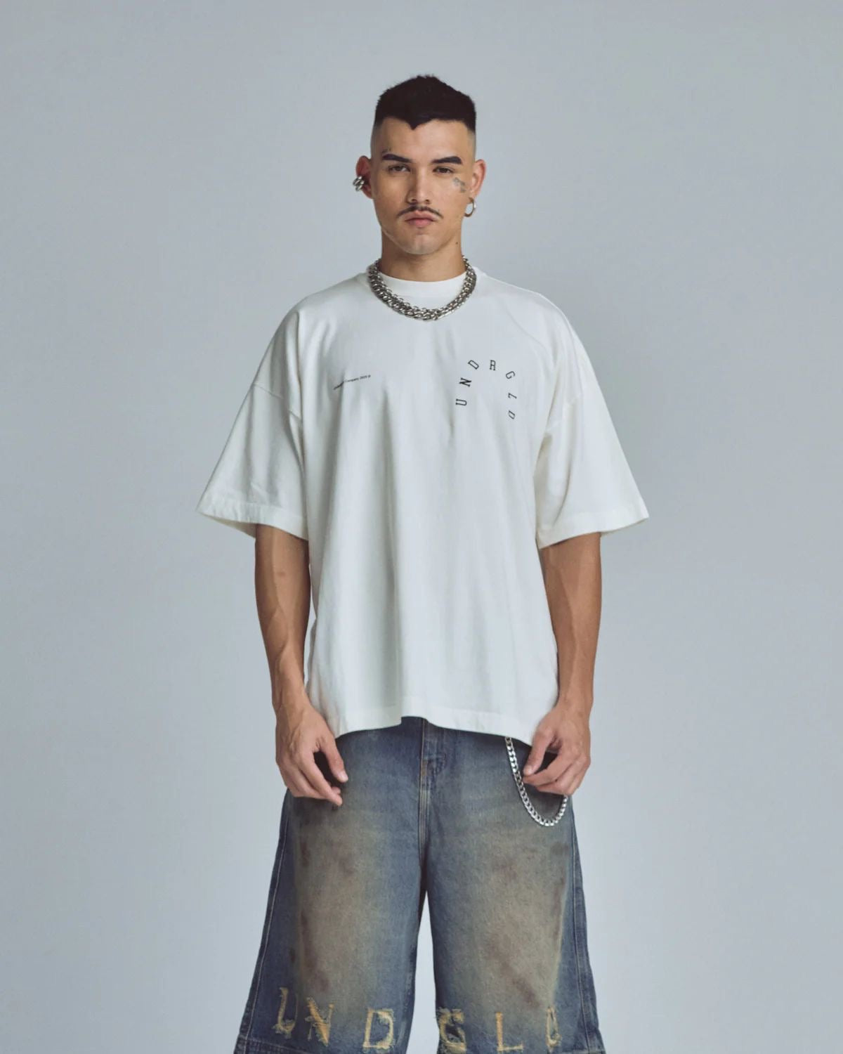 Undergold T-shirt oversized