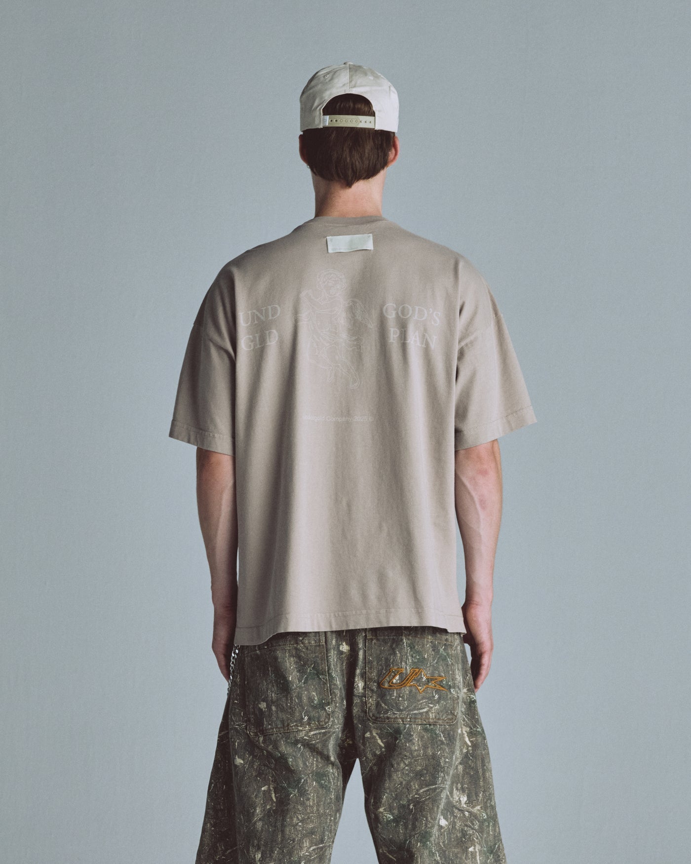 Undergold T-shirt oversized