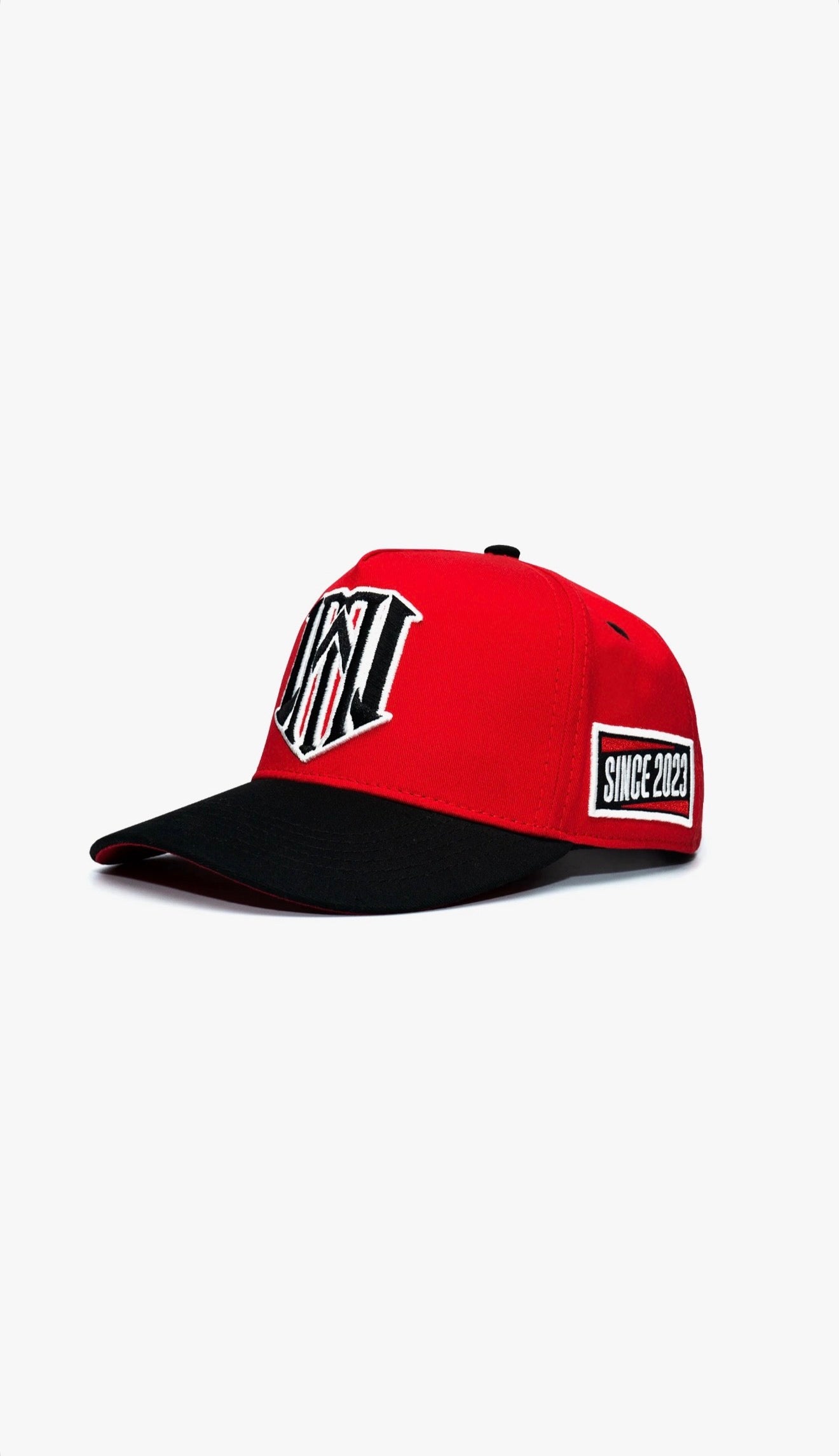W cap